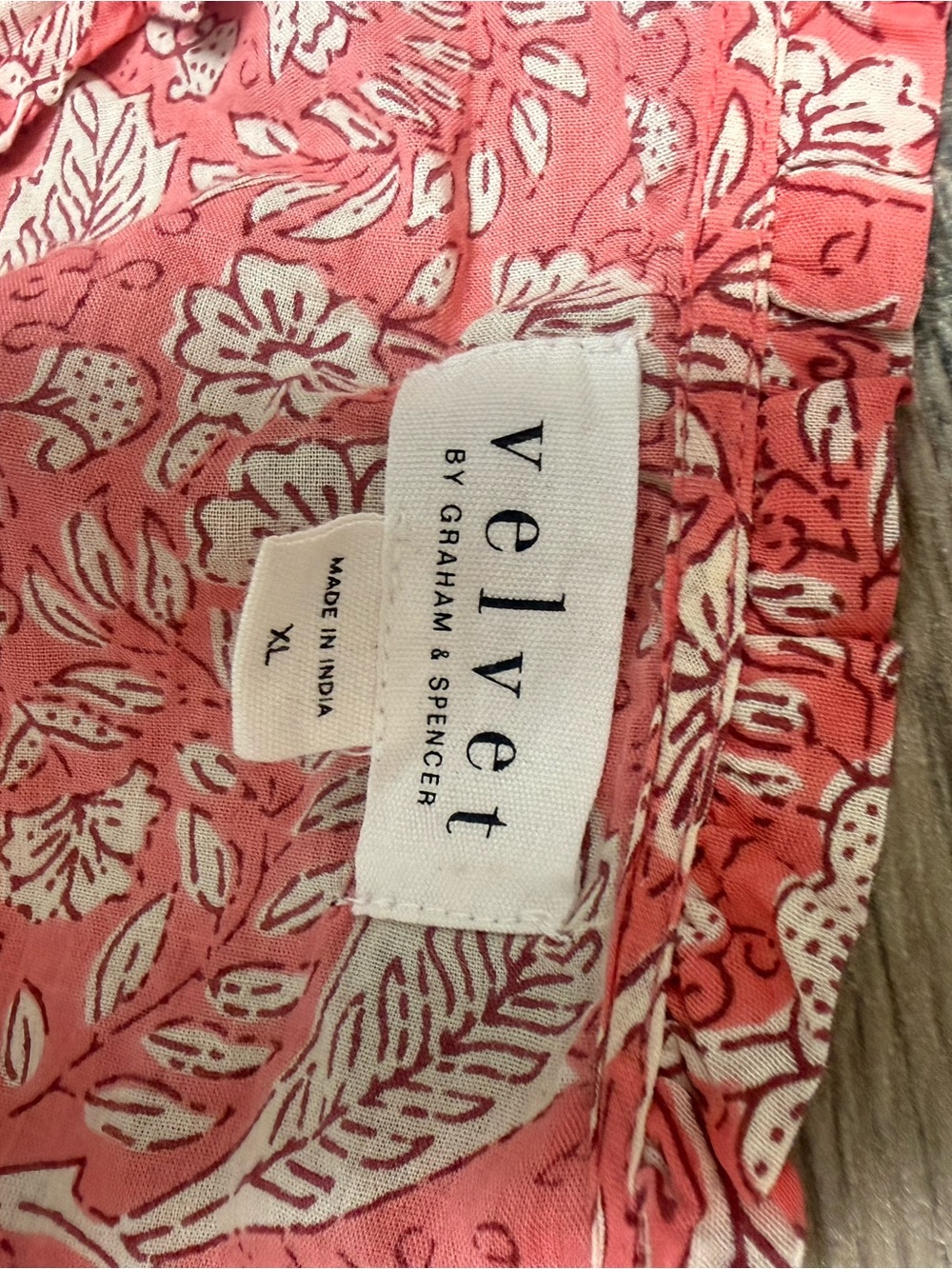 Velvet by Graham & Spencer Coral Pink Floral Button-Up Top - Picture 2 of 2